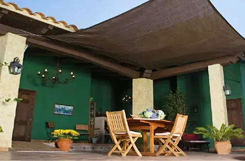 Na co zwrócić uwagę przy wyborze siatki przeciwsłonecznej