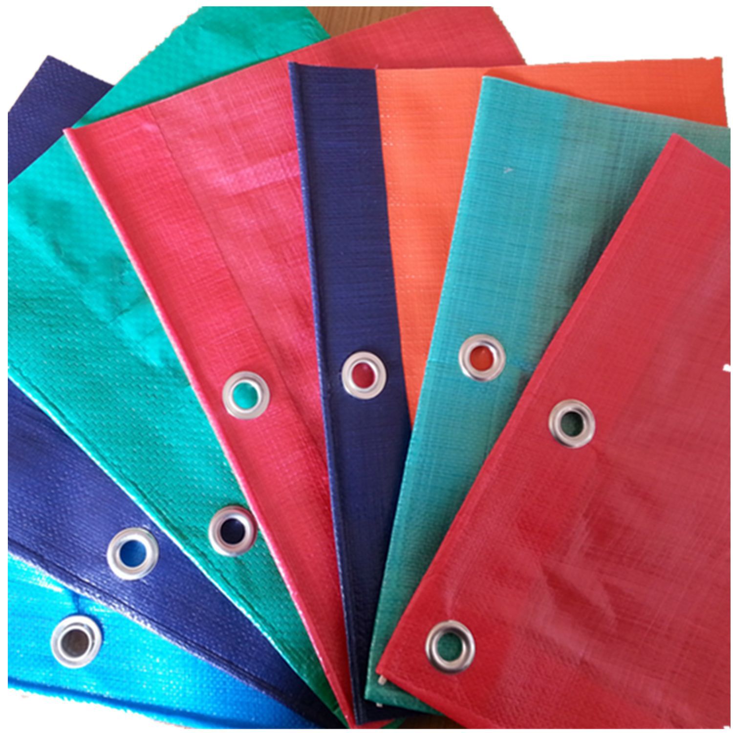 Jak używać i konserwować plandekę PE?